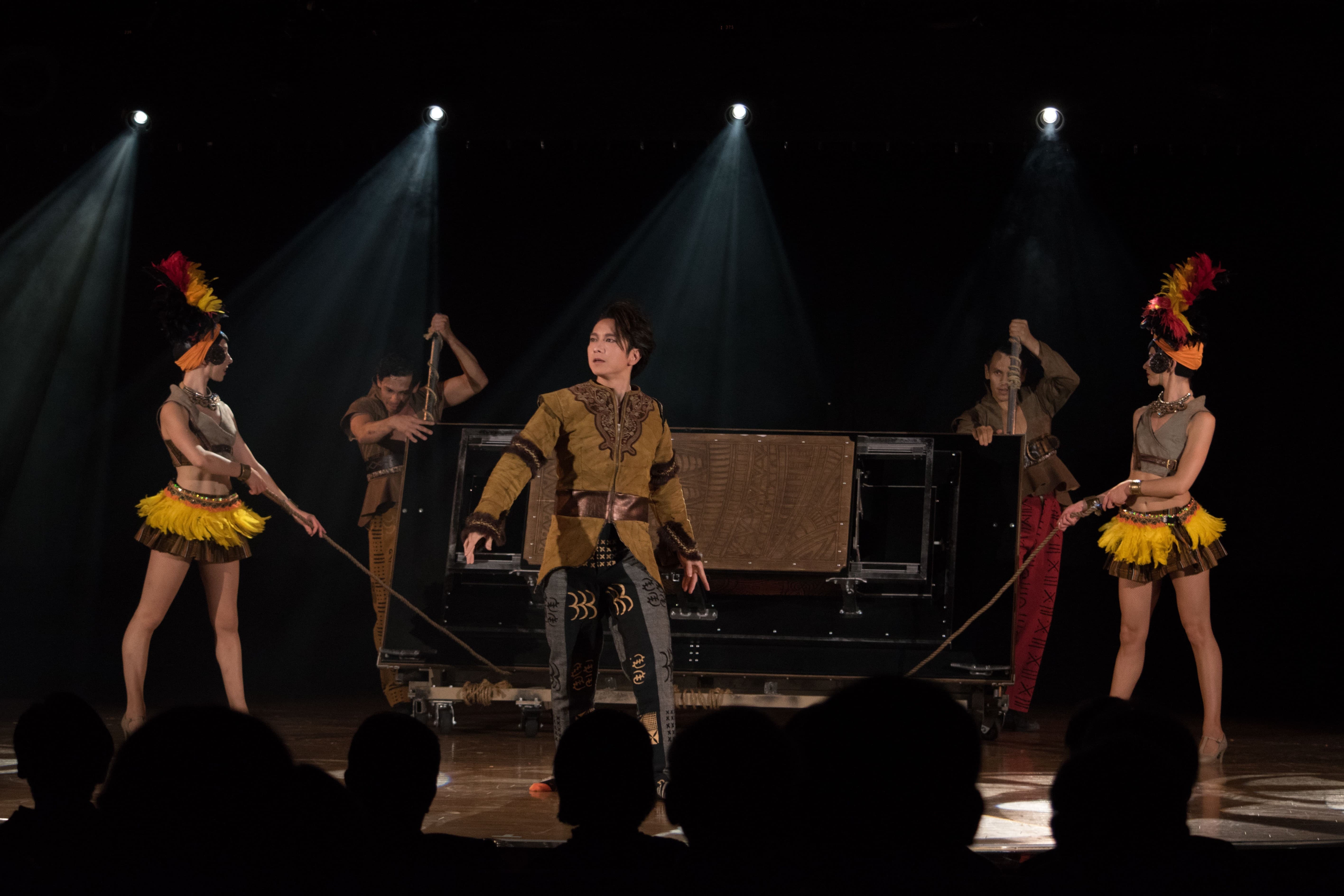 マジシャンTAKUYA